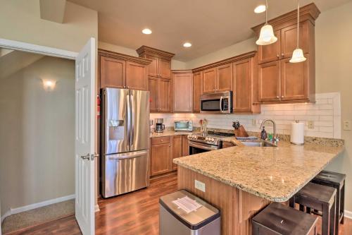 Big Boulder Mountain Townhome with Lake Club Access! - image 30