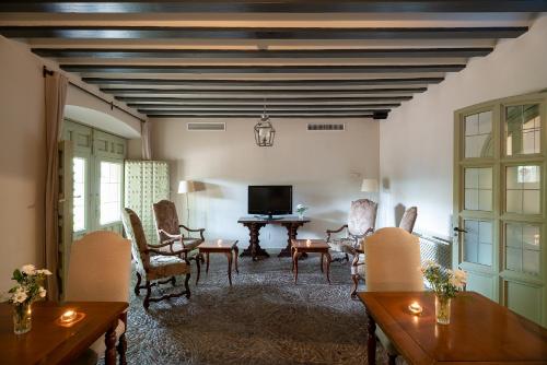 Parador de Almagro - image 13