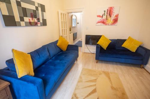 Picture of Sandgate 2-Bed Apartment In Ayr Central Location
