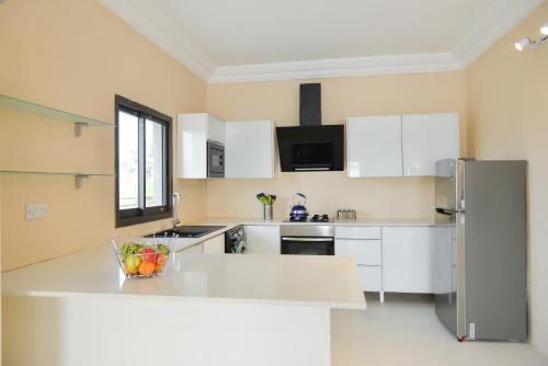 Κουζίνα, Atlantic Luxury Apartments in Bakau