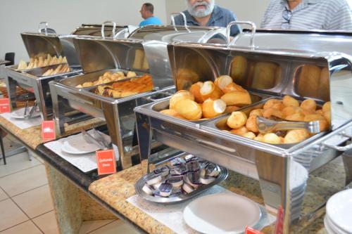 อาหารและเครื่องดื่ม, Sara Palace Hotel in อุเบอร์ลันเดีย