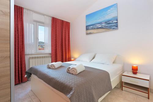 Apartments and rooms with parking space Marina, Trogir - 5953