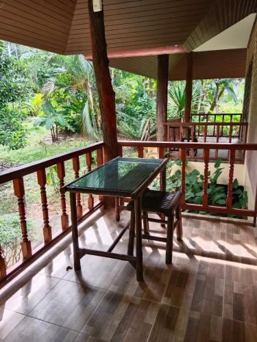 Khao Sok River & Jungle Bungalow in Khao Sok (Suratthani)