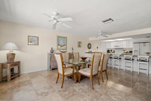 Milrose Beach House in St Pete Beach, USA