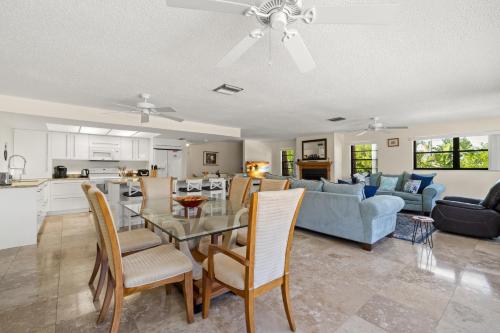 Milrose Beach House in St Pete Beach, USA