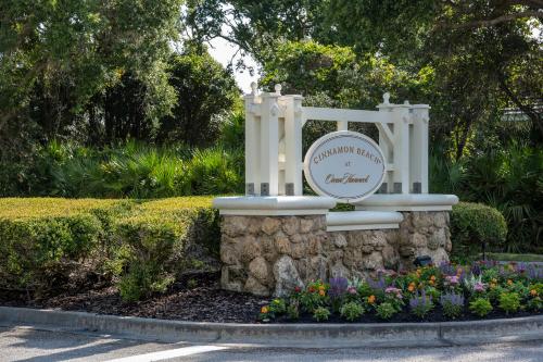 933 Cinnamon Beach 3 Bedroom Sleeps 8 2 Pools Elevator WiFi - image 39