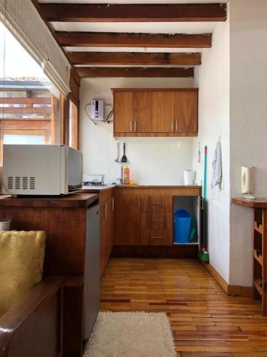 One-Bedroom Apartment image 3