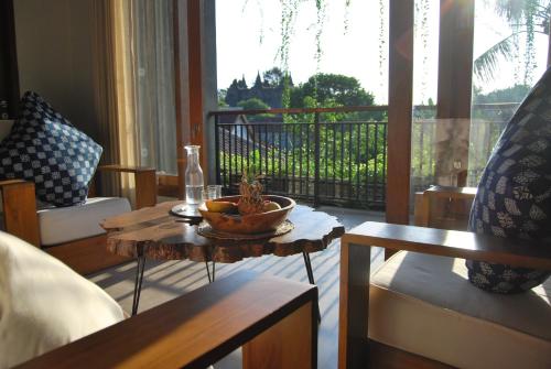 View, Ohmmstay - Rumah Pendopo near Kalasan Temple