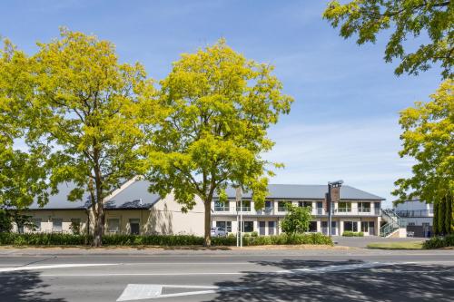 Létesítmények, Village Motel in Hastings