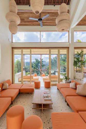Xanadu Surf & Yoga Boutique Retreat