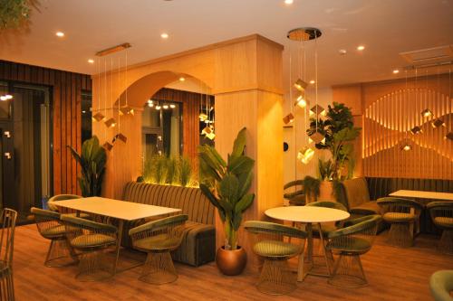 Restaurant, HOTEL ANGEL SOFIA in Piatra Neamt