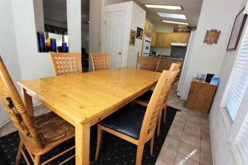 Bluebird Cottage - image 8