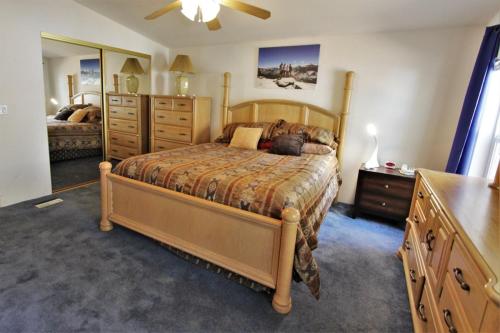 Bluebird Cottage - image 14