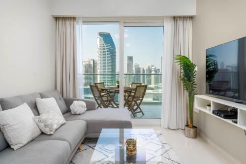 Gala Guests - Marasi Drive City View Apartments, Dubaj
