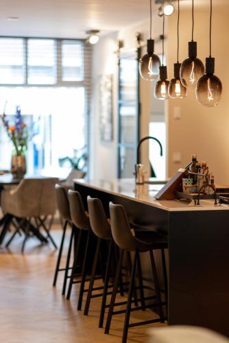 Luxurious apartment with outdoor kitchen, Pension in Rotterdam bei Capelle aan den IJssel