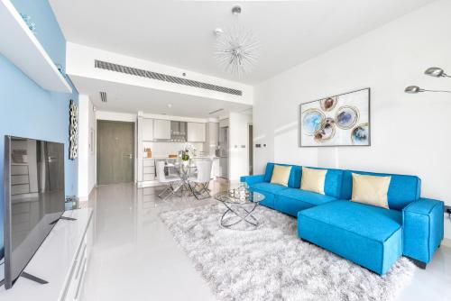 Ultra Luxury Emaar Beachfront - Private Beach and Pool