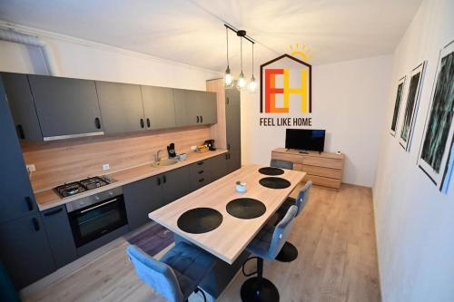 FLH - Indoor Apartament