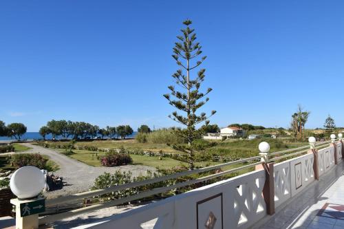 Odos Oneiron Tavronitis Bay - image 6