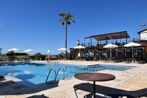 Odos Oneiron Tavronitis Bay - image 7