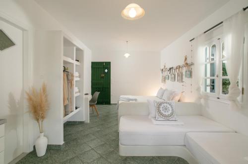 "Palatiana Agriturismo-Philoxenia Cottages", Private Nature Retreats