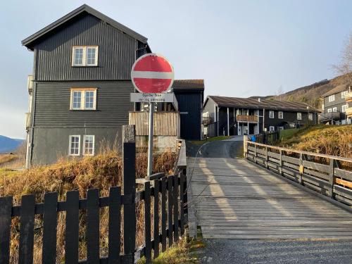 숙소 외관, Private apartments!Oppdal Alpintun, Skisenter-Stølen in 옵달