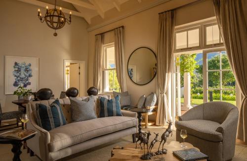 3 bedrooms, 4 beds