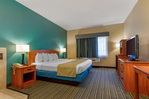 Best Western Governors Inn & Suites