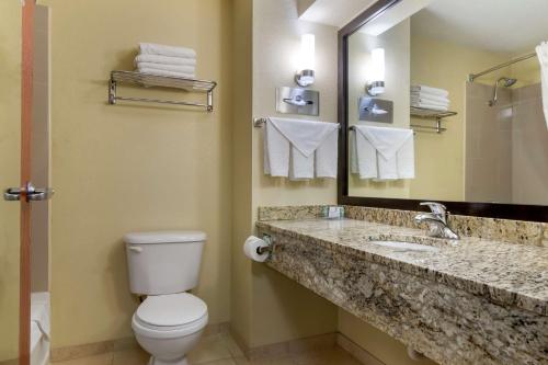 Best Western Governors Inn & Suites