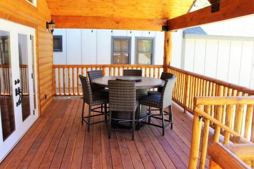 Village Hideaway - image 6