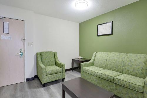 Quality Suites Albuquerque Airport