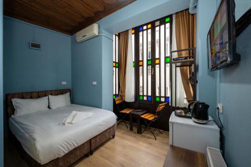 Budget Double Room image 10