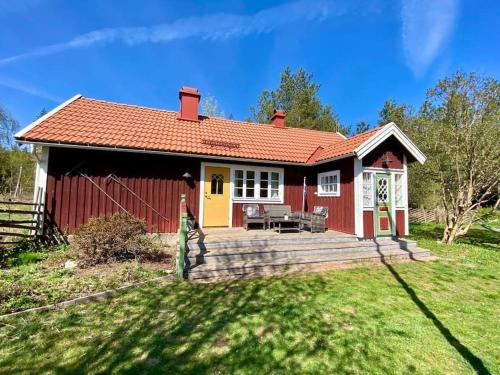 Ferienhaus auf schwedischem Selbstversorgerhof - Apartment - Rockneby