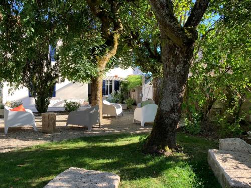 . Le clos du marronnier