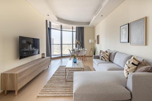 Frank Porter - RP Heights, Dubai