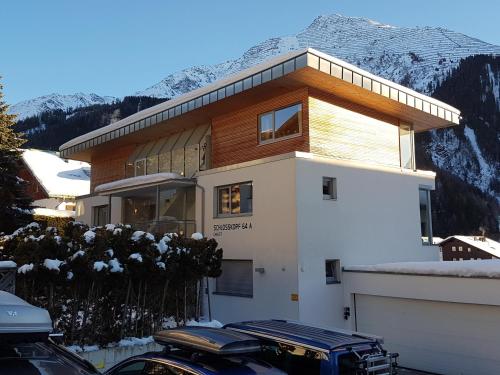 Chalet Schloßkopf FeWo Rendl St. Anton am Arlberg