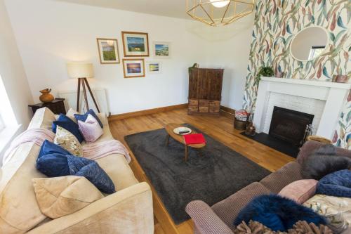 CROYDE LINDENS 4 Bedrooms