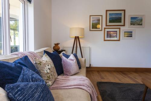 CROYDE LINDENS 4 Bedrooms