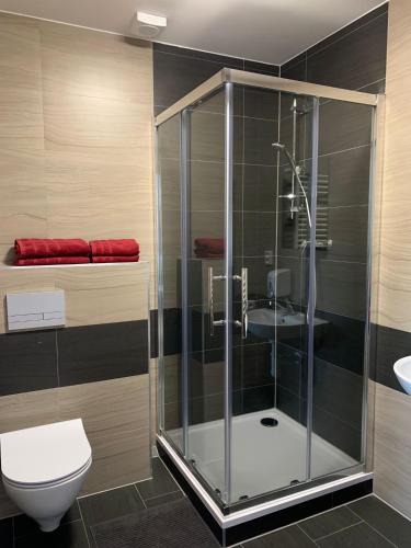 Zuhanyzó, FUNARENA CHEB in Mostov