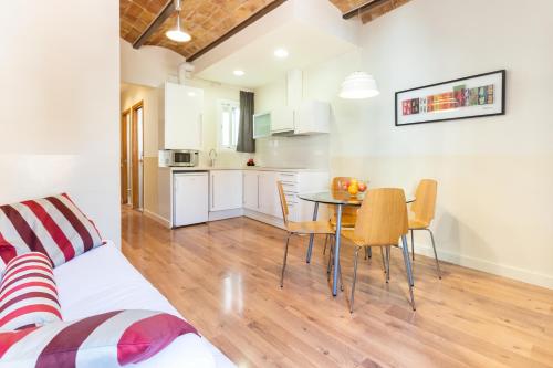 Four-Bedroom Apartment image 10