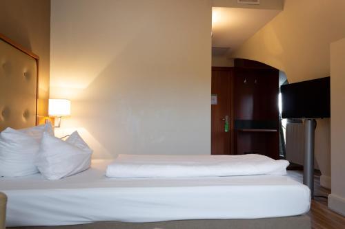 Hotel Am Blauen Wunder - Privathotel - image 14