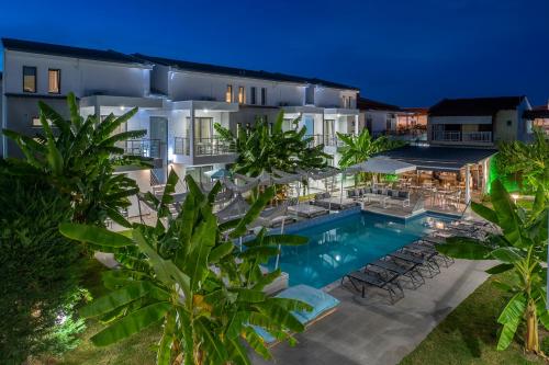 Adonis Luxury Village - Φράμα