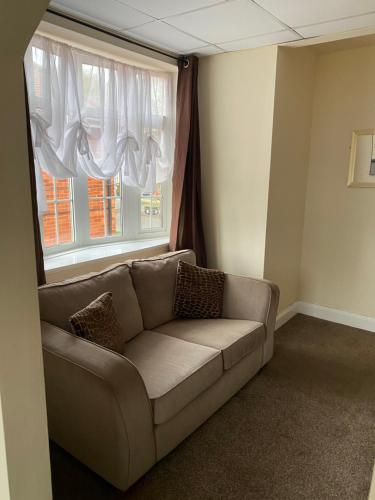 Clarendon Lodge - image 2