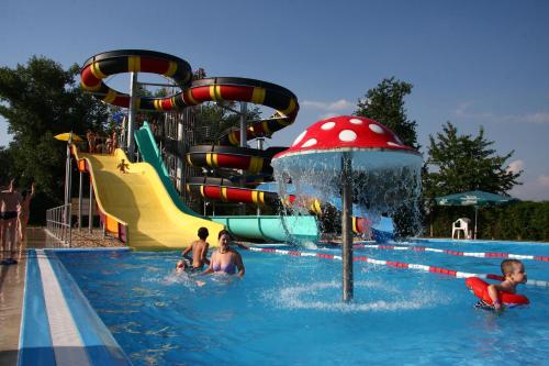 Iekārtas, Chatova osada Family Resort Thermalpark inclusiv in Patince