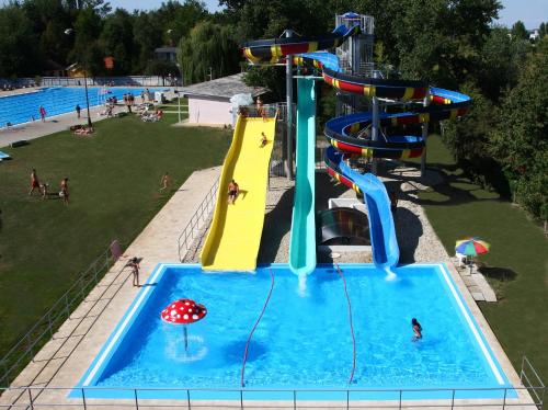 Iekārtas, Chatova osada Family Resort Thermalpark inclusiv in Patince