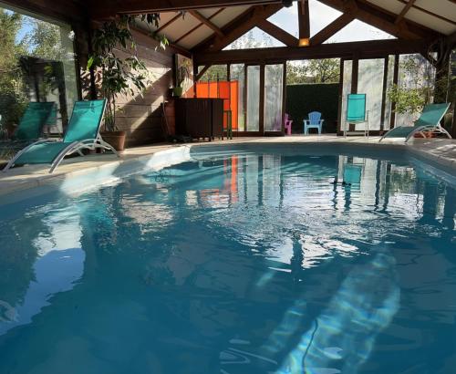 Maison avec piscine et sauna à Vire - Location saisonnière - Vire-Normandie