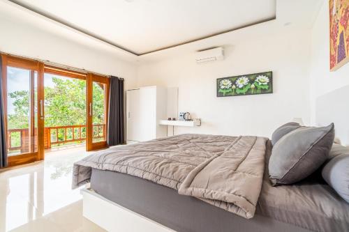 Deluxe Double Room with Balcony and Sea View image 10