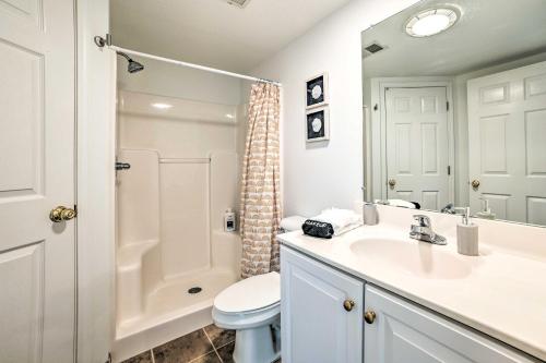 Bellaire Home with Game Room and On-Site Snow Trails!