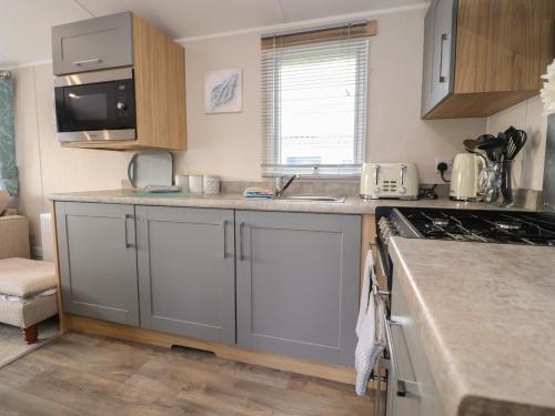 32 Bayview, Morecambe (photo 8)