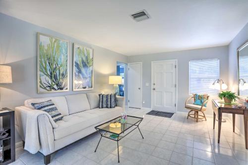 Retreat with Patio 6 mi to Clearwater Beach! - image 7