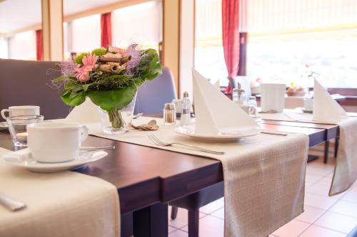 Mayer's Weinhotel - image 12